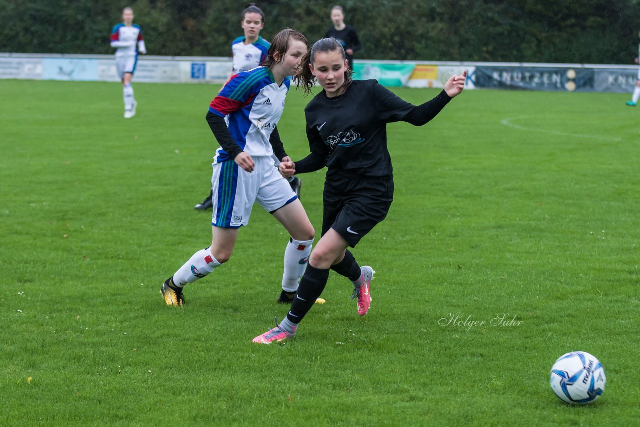 Bild 154 - B-Juniorinnen SV Henstedt Ulzburg - MSG Steinhorst Krummesse : Ergebnis: 4:0